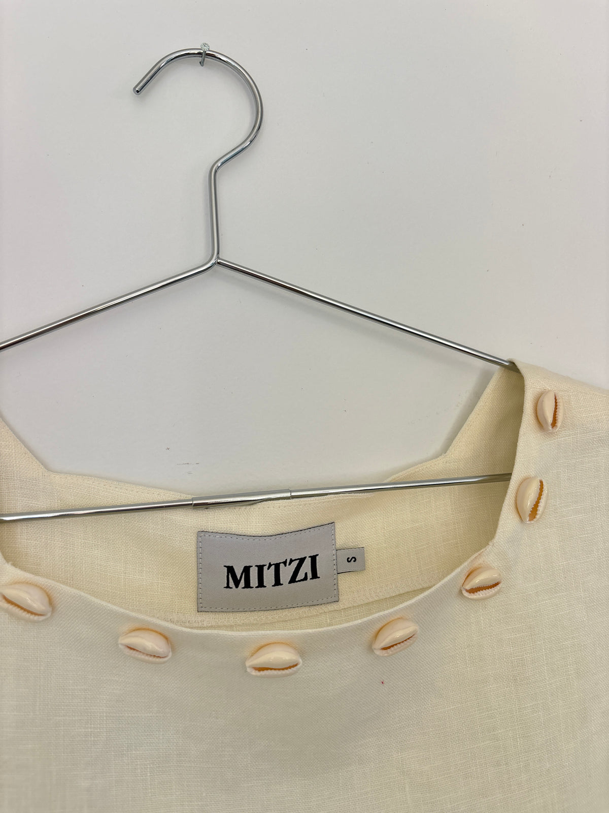 LINEN CROP TOP WITH SHELL DETAIL