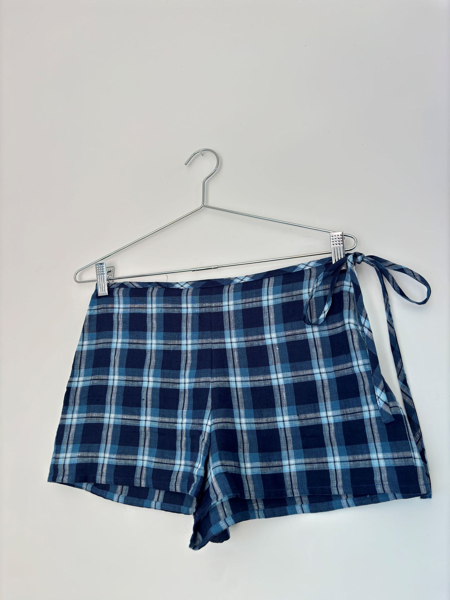 CHECK SHORTS