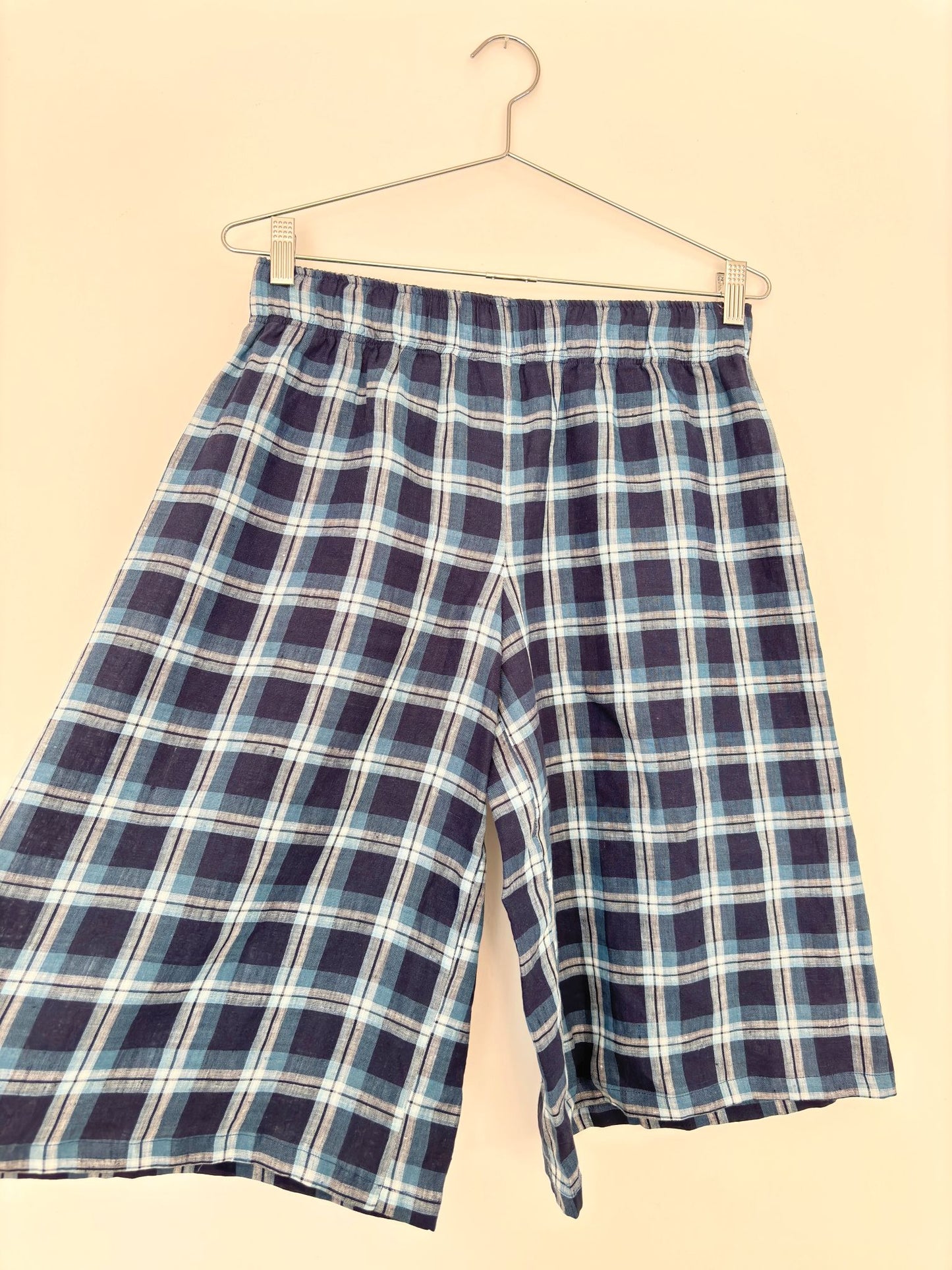CHECK SHORTS
