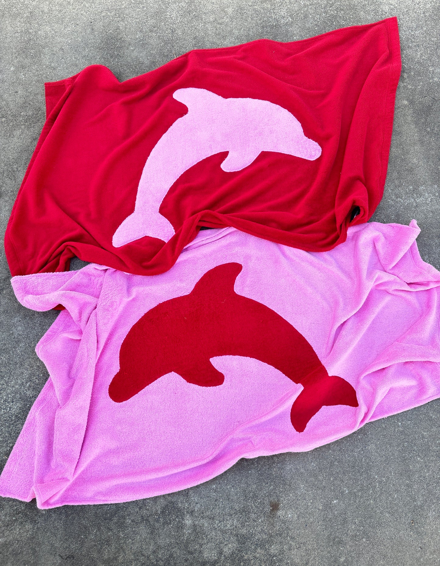 DOLPHIN TOWEL